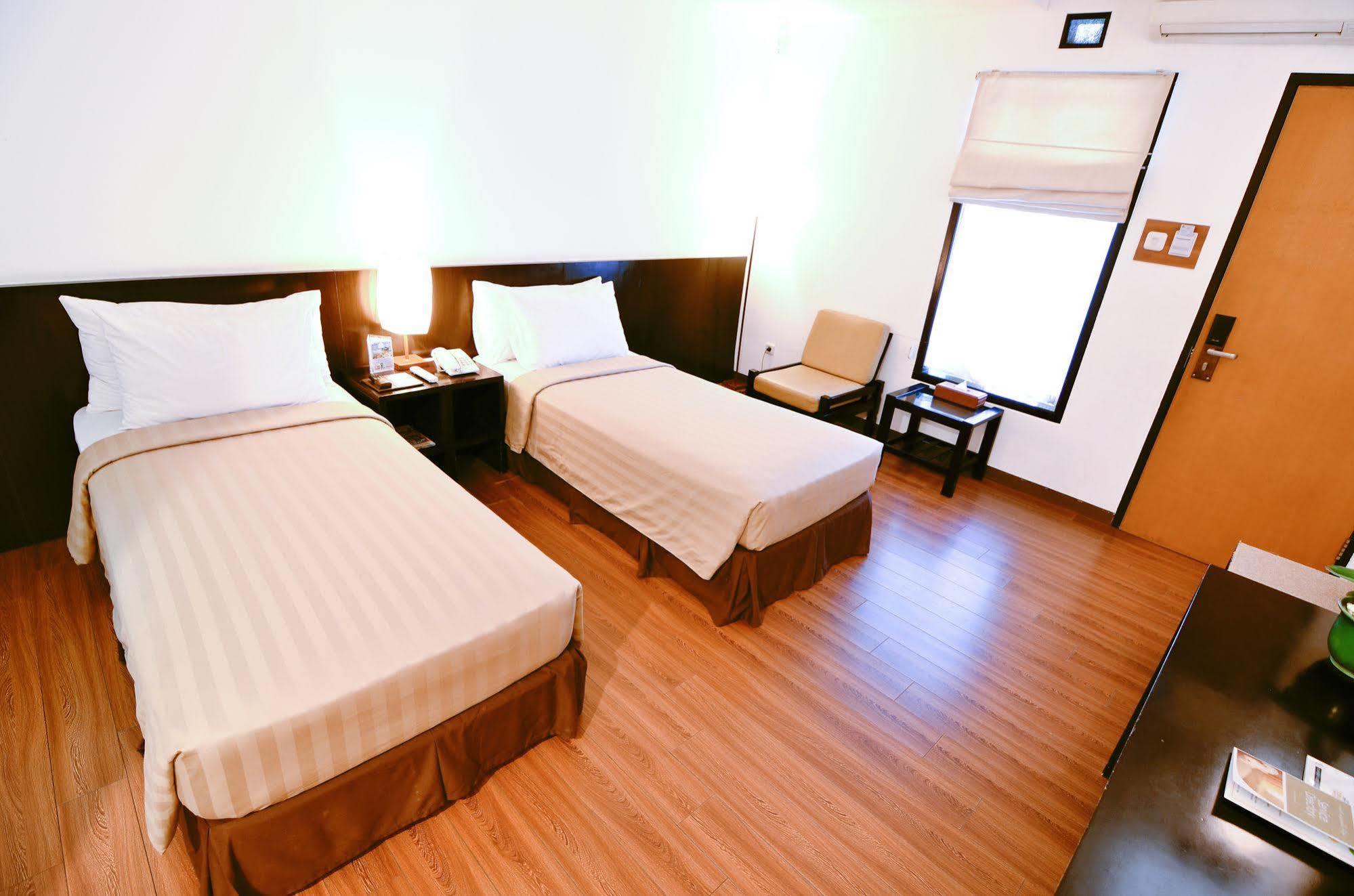 Gumilang Regency Hotel Bandung Luaran gambar